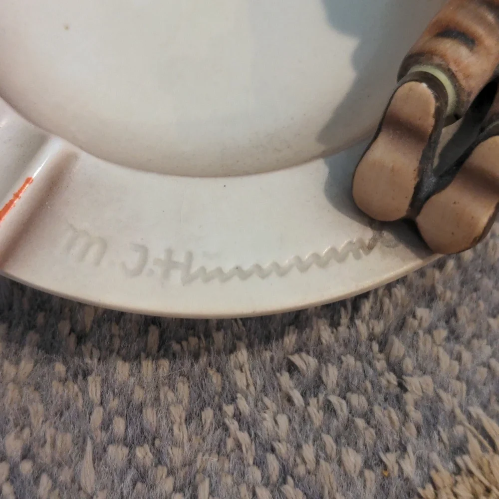 Goebel Hummel Boy and Bird Ashtray #166 TMK2 - Picture 6 of 9